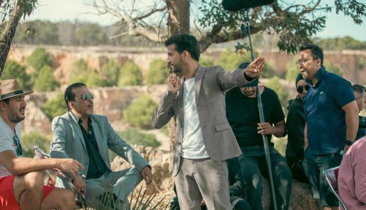 عمر لطفي ينتهي أول فيلم سينمائي له