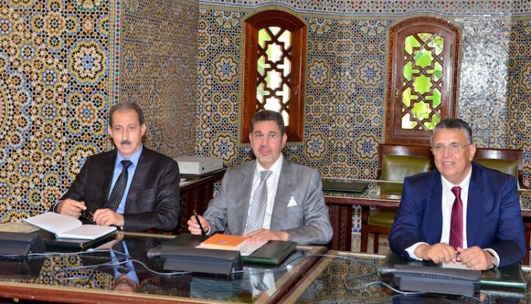 وهبي ينفي الأخبار الزائفة عن مدونة الأسرة... والقضاء يتشبث ب "مبادئ الأمة"