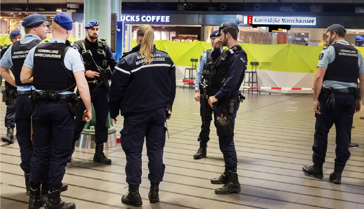 احتجاز رهائن يستنفر الشرطة الهولندية