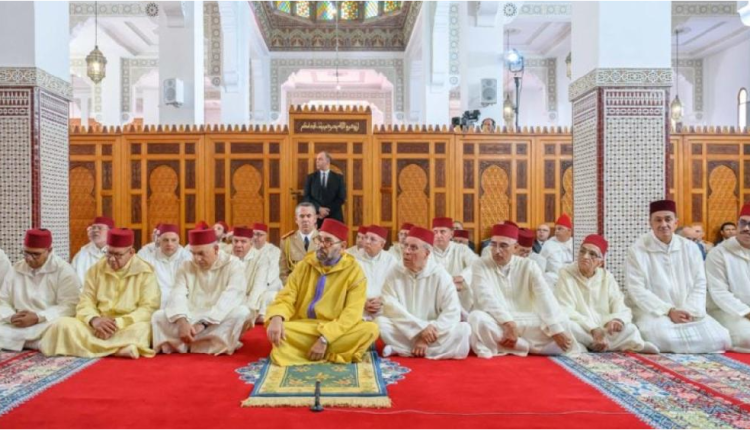 أمير المؤمنين يأمر بفتح كل مساجد المملكة في وجه المصلين