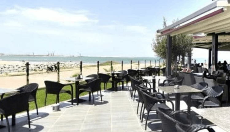 أرباب المقاهي والمطاعم في المغرب يحتجون ضد غرامات الضمان الاجتماعي