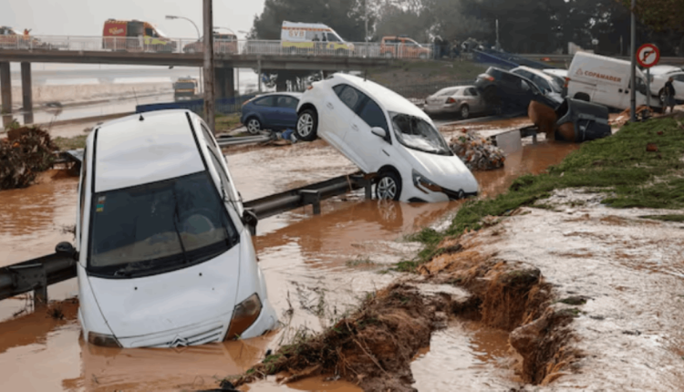 المغرب: جلالة الملك يأمر بمساعدة "إسبانيا" في مواجهة تداعيات الفيضانات المدمرة