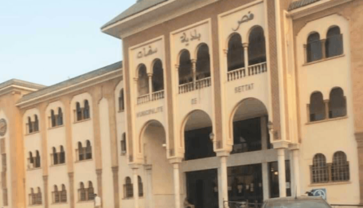 انتخابات بلدية سطات: اتهامات متبادلة ومناخ مشبوه بعد فوز نادية فضمي برئاسة المجلس