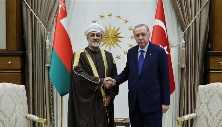 أردوغان يستقبل سلطان عمان بأنقرة