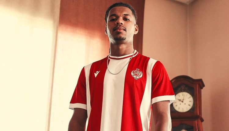 مهدي مباريك لاعب الشهر بالوداد