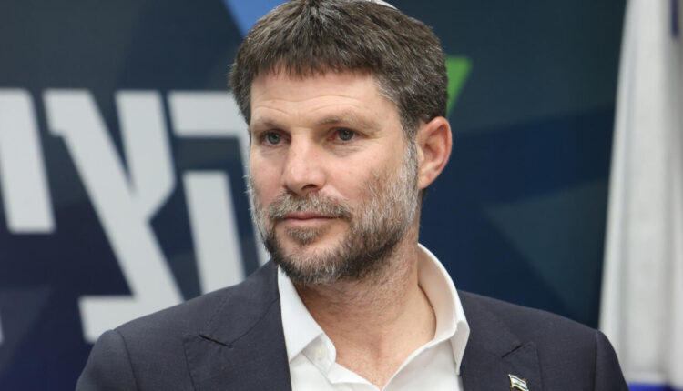 سموتريتش يطالب بفتح أبواب جهنم على قطاع غزة