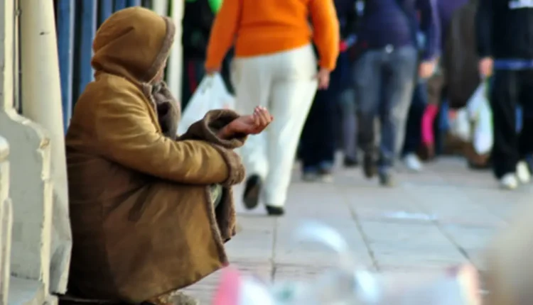 مولاي يعقوب: سواعد متحدة لإنقاذ المشردين من قسوة الشتاء