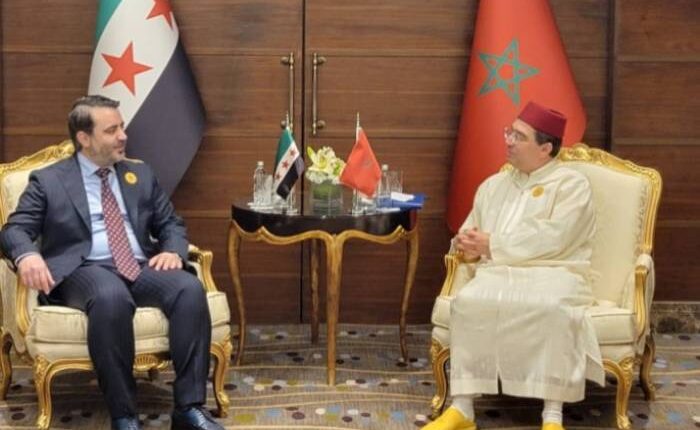 ناصر بوريطة يجري مباحثات مع وزير الخارجية السوري في مكة