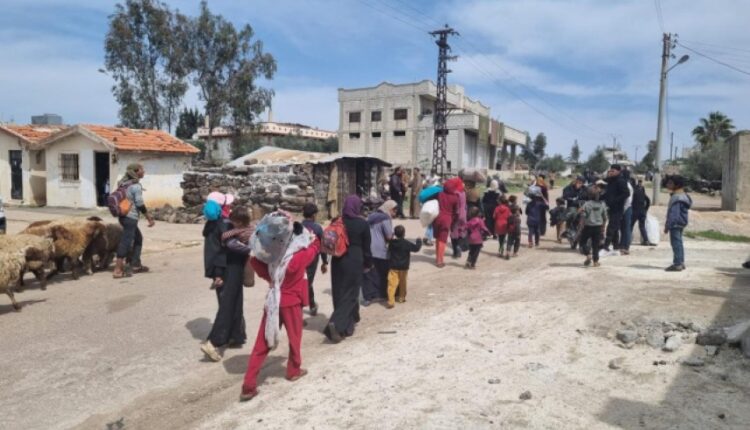 موجة نزوح جماعي من بلدة كويا بريف درعا الغربي بعد المجزرة الإسرائيلية