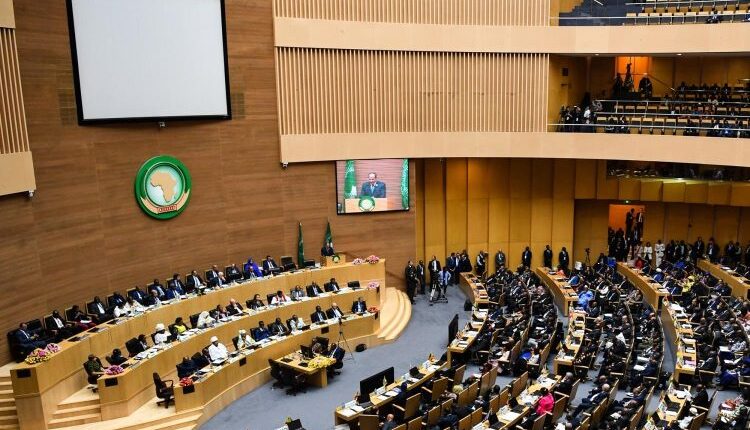 الإتحاد الإفريقي يتني على الرؤية المغربية