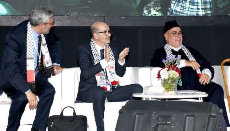 قياديين في العدالة والتنمية يرفضون عرض الانضمام للأمانة العامة بعد إعادة انتخاب بنكيران