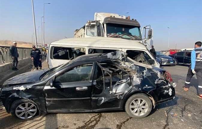 انقلاب مأساوي: ثمانية سيارات تصطدم في حادث مروع بين العرجات وسيدي علال البحراوي