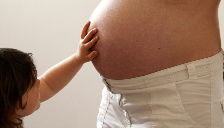 دراسة: المرأة بالسكري أثناء الحمل سبب في توحد الأطفال