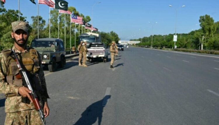 الجيش الباكستاني يسقط 25 مسيرة هندية