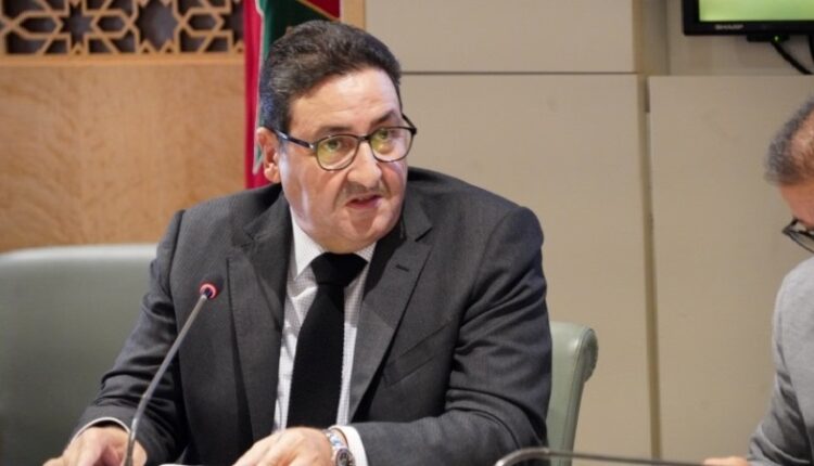 إعفاءات مرتقبة بوزارة النقل بسبب غياب إنجازات استراتيجيـة