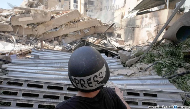 بالرغم من الإستهداف الإعلاميون الفسطينيون يواصلون عملهم في توتيق جرائم الإحتلال