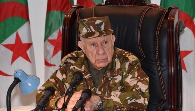 الجزائر في مواجهة عاصفة إقليمية: تراجع النفوذ والاتهامات بالدعم للجماعات المسلحة