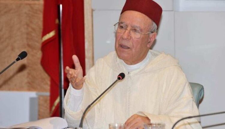 أحمد توفيق يجري مباحتات بالرياض مع نظيره السعودي