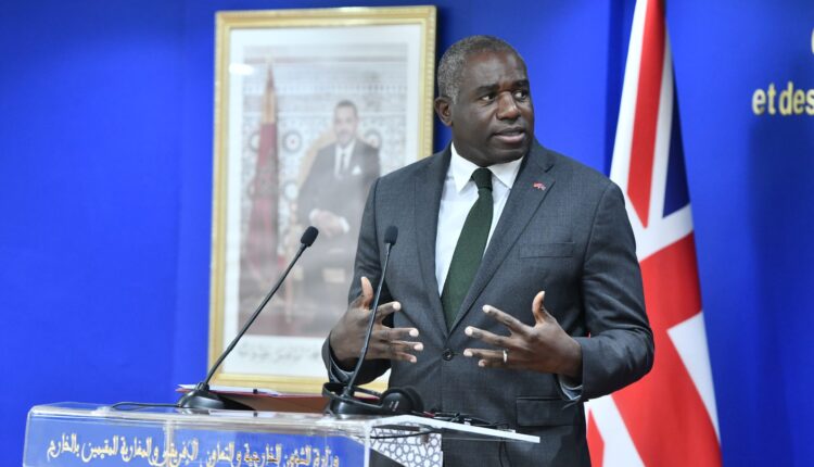 بريطانيا تعبر عن دعمها لمبادرة الحكم الذاتي المغربية حول الصحراء