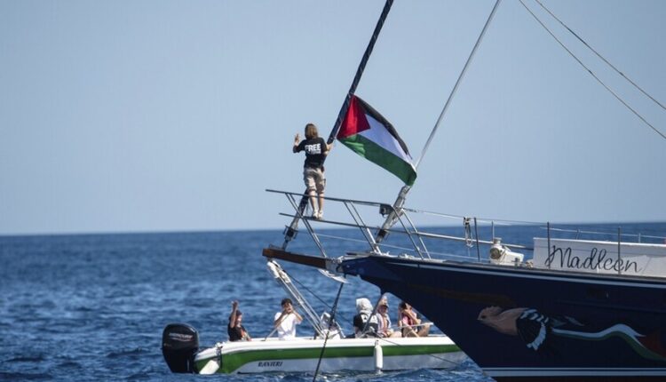 الاتحاد الأوروبي يطالب باحترام القانون الدولي بعد قرصنة إسرائيل لسفينة مادلين