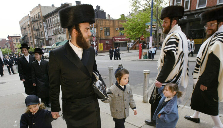 الحريديم: "طالبان إسرائيل" بين التشدد الديني والرفض الصهيوني