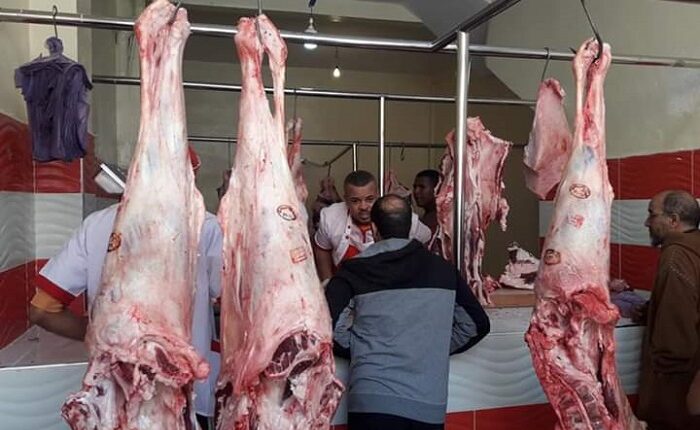 نواب البرلمان يحذرون من استمرار نشاطات غير قانونية في بيع لحوم الأضاحي