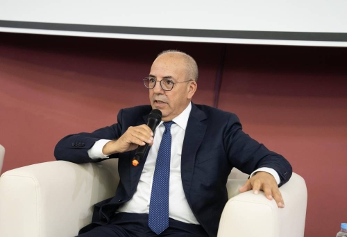 وزير الفلاحة يتعهد بعدم هدم السكن الجامعي لمعهد الحسن الثاني للزراعة والبيطرة إلا بعد بناء بديل مناسب