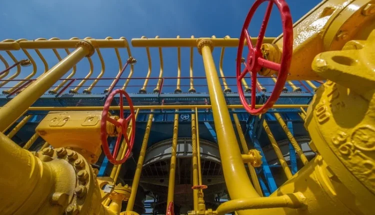 شركة OMCO تعلن إرساء صفقة إصلاح عيوب التغليف في أنبوب الغاز المغاربي-الأوروبي