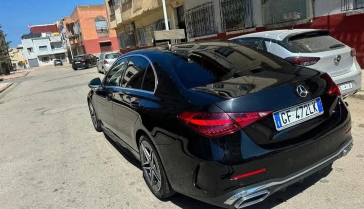 سرقة سيارة فاخرة بحي السعادة بالجديدة في ظروف غامضة